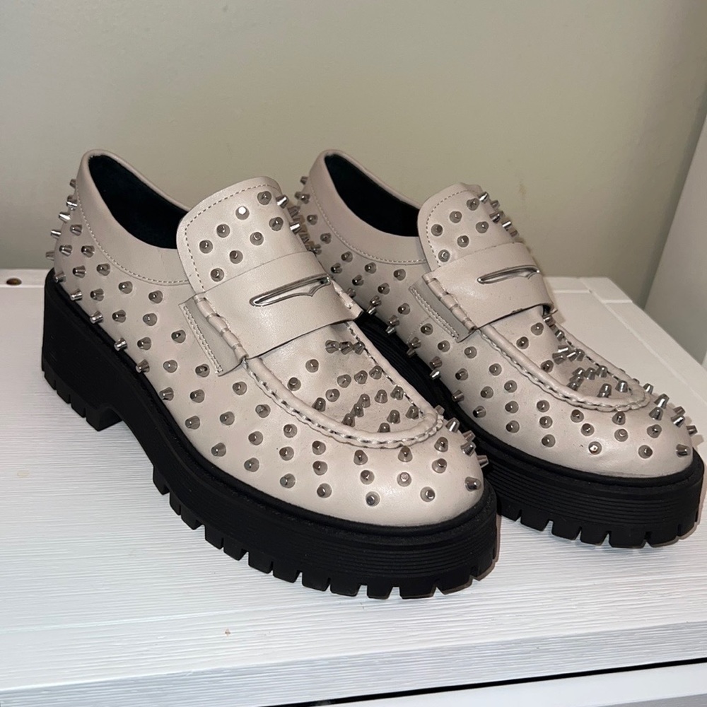 Steve Madden women’s shoes